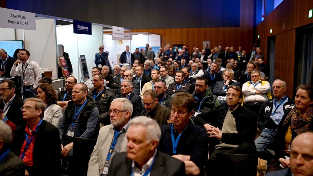An beiden Tagen herrschte reger Besuch auf den Energieexzellenztagen in der Stadthalle Groß-Umstadt. Bild: Frenger Systemen