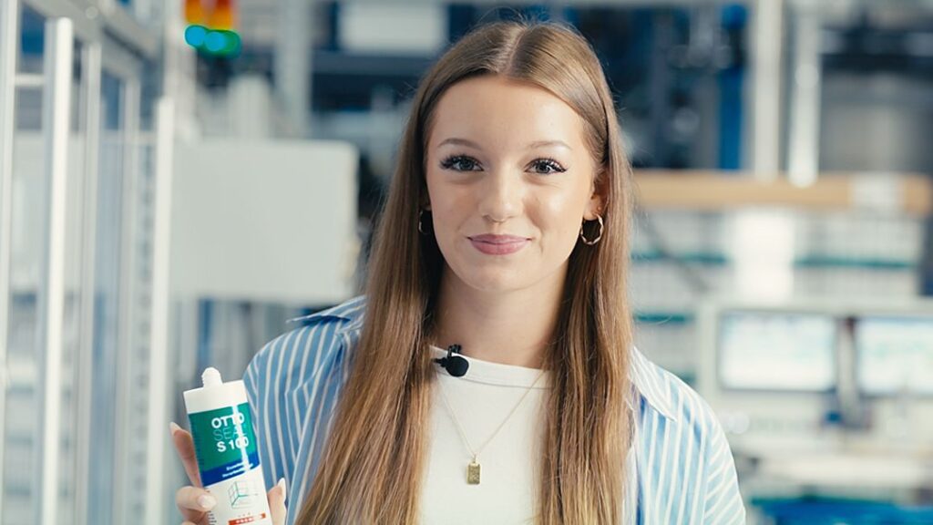 Seit Anfang der 2000er-Jahre wird der Dichtstoff unter dem Namen OttoSeal S 100 vertrieben.